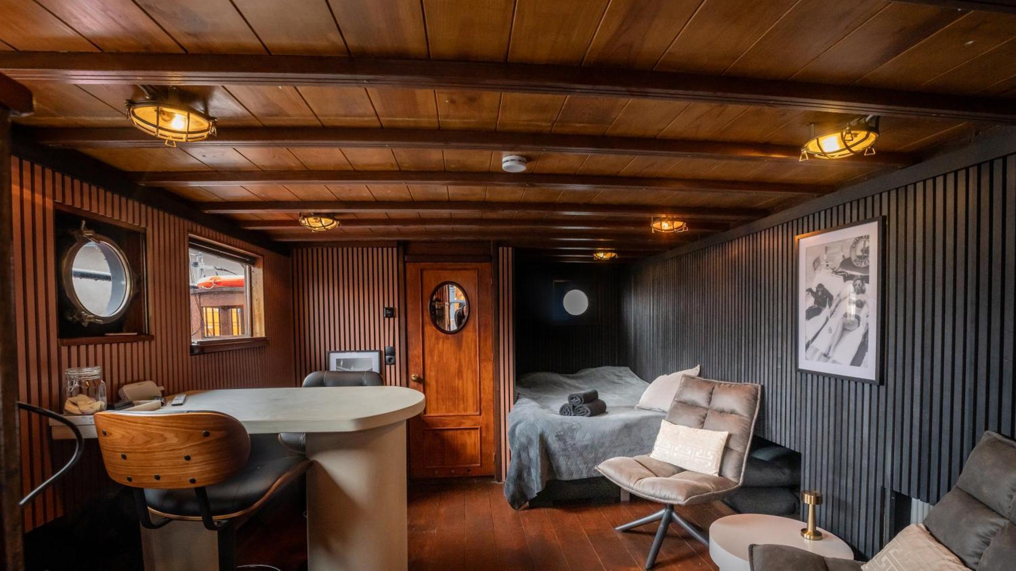 Houseboat-Amsterdam-Classic Exterior photo